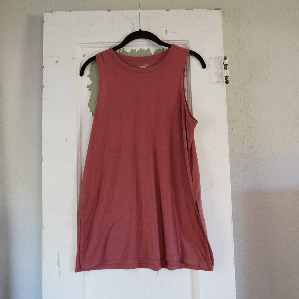 Old Navy Active Go Dry Long Tank Mauve Size Small